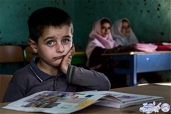 کمک ۲۴۵ میلیونی هلال احمر به دانش&zwnj;آموزان نیازمند فردوسی