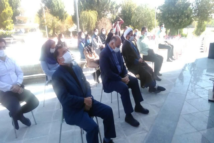 تجلیل از مدافعان سلامت در ملایر