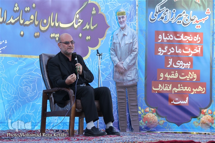 عکس| مراسم غبارروبی از مزار شهدا در باغ بهشت همدان