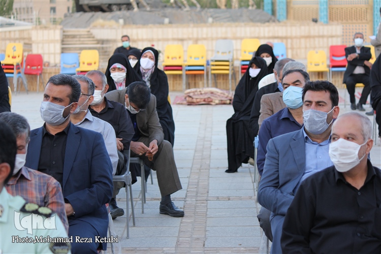 عکس | تجلیل از 40 خير پيشكسوت دفاع مقدس در همدان