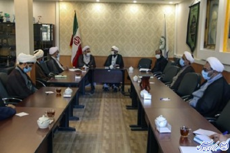 دشمن با ابزار رسانه درصدد وارونه جلوه دادن حقایق انقلاب اسلامی است