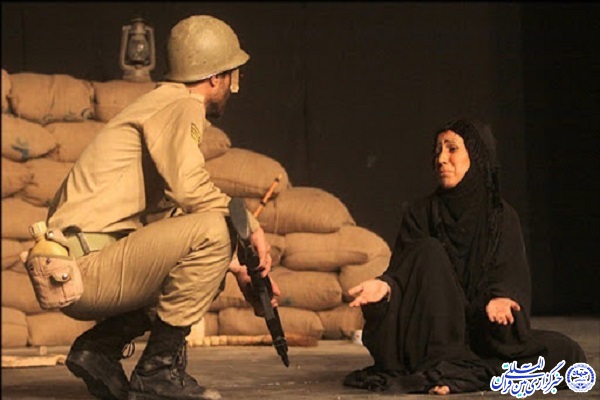 آن روزها به روایت هنر / هنرمندانی که دغدغه معرفی قهرمانان دارند
