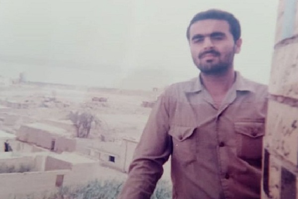 مدافع سلامت از لحظات ایثار در جبهه‌ها می‌گوید