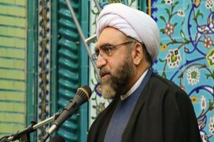 مسلمانان دنیا باید کالاهای فرانسوی را تحریم کنند