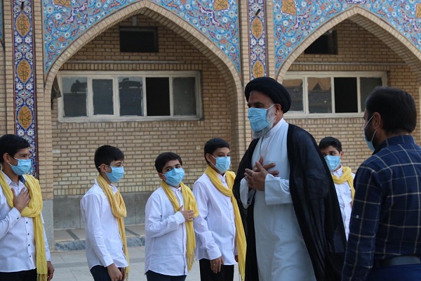 دانشآموزان اتحادیه انجمنهای اسلامی خوزستان با نماینده ولی فقیه دیدار کردند دانشآموزان اتحادیه انجمنهای اسلامی خوزستان با نماینده ولی فقیه دیدار کردند