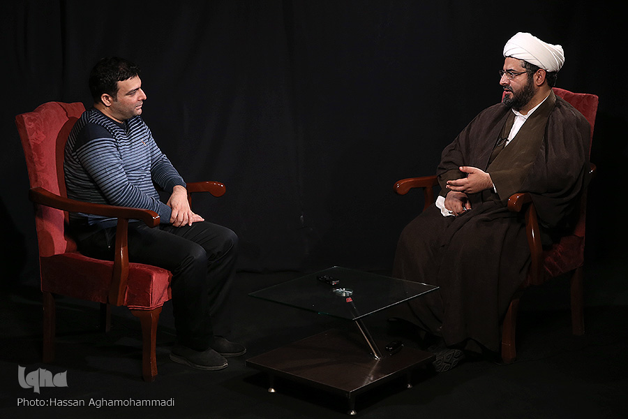 مهدی اخوان صباغ