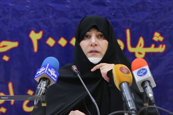 2شنبه /کمک مؤمنانه و مواسات؛ سرلوحه برنامه‌های بسیج جامعه زنان در ایام هفته بسیج