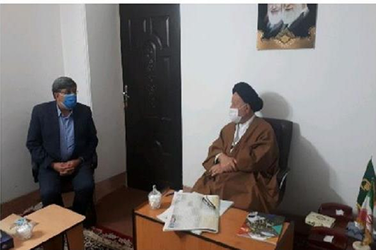 تکریم علما و مراجع تقلید، الگوسازی برای نسل جوان جامعه است تکریم علما و مراجع تقلید، الگوسازی برای نسل جوان جامعه است