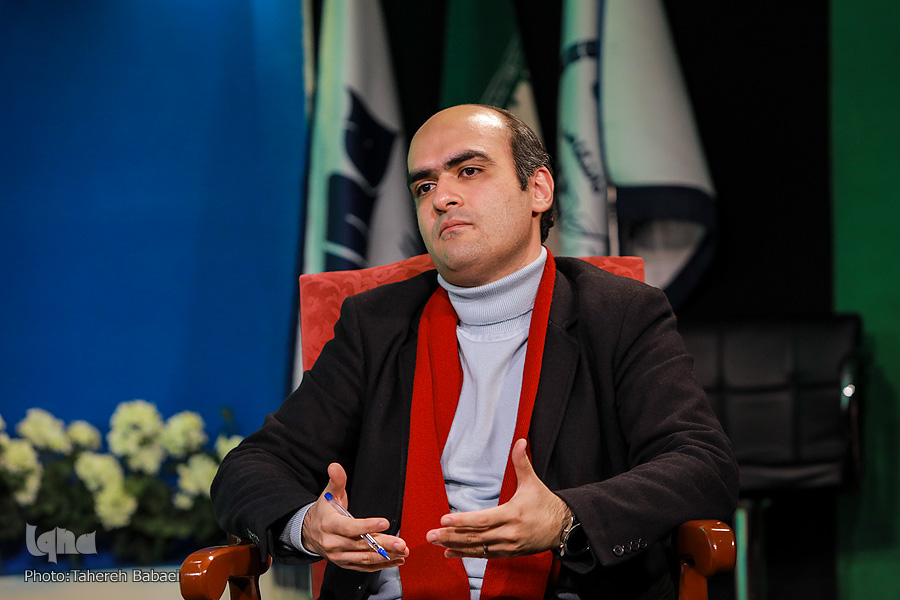 زائری: برخورد دوگانه حاکمیت با فضای مجازی؛ هست و نیست / انتظاری: فعالیتهای قرآنی را گلدرشت دیدهایم زائری: برخورد دوگانه حاکمیت با فضای مجازی؛ هست و نیست / انتظاری: فعالیتهای قرآنی را گلدرشت دیدهایم