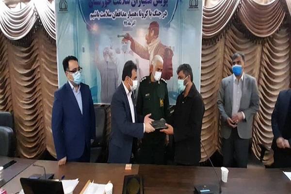 پویش همیاران سلامت خوزستان با تقدیر از راننده مهربان اهوازی آغاز شد
