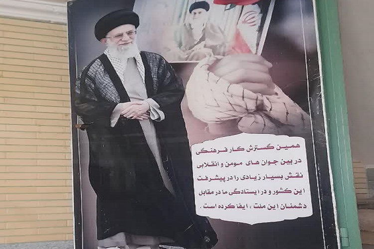 توزیع 170 بسته یلدایی در بین نیازمندان همدانی