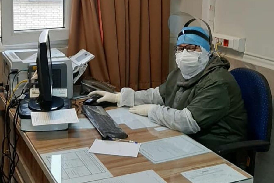 پرستاری که می&zwnj;تواست پزشک باشد/ مبتلا شدن به کرونا؛ تجربه&zwnj;ای که در روحیه&zwnj;دهی به بیماران مؤثر بود