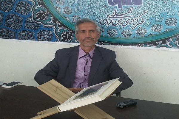 غبار تجملات بر چهره ساده یلدا / تلاوت قرآن رسم فراموش&zwnj;ناشدنی شب یلدا است