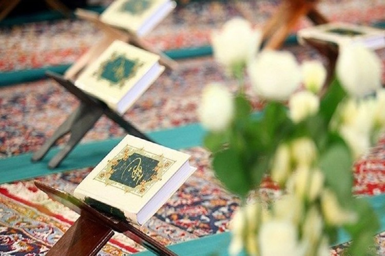 نخبگان قرآنی به جامعه شناسانده شوند