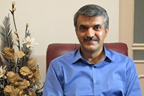 گلایه نویسنده یزدی از برداشت غلط از مفهوم هنر انقلاب اسلامی