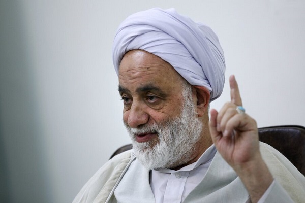 برهنگی تمدن نیست برگشتن به جاهلیت است