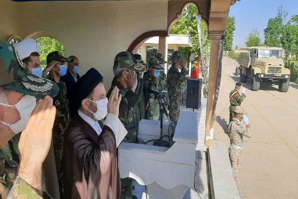 گرامیداشت روز ارتش در قرارگاه عملیاتی لشکر ۸۴ لرستان +عکس