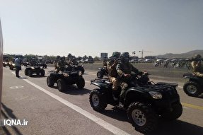 ارتش همواره در کنار مردم و فرمانده کل قوا است