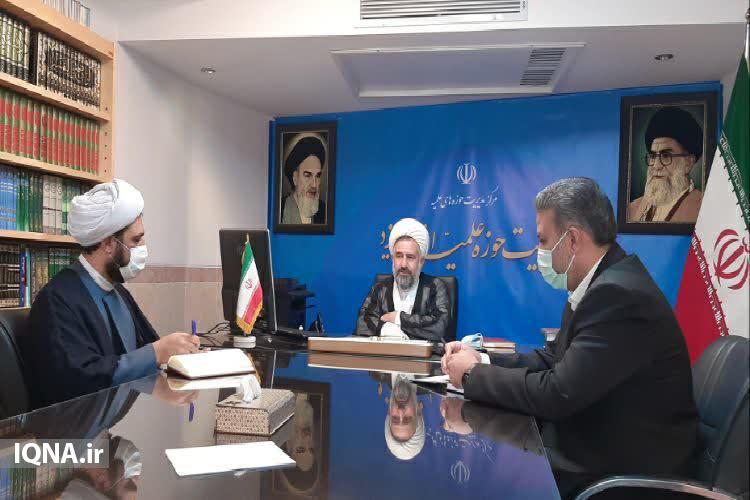 اارئه خدمت 14 گروه جهادی طلاب یزدی در ایام کرونا