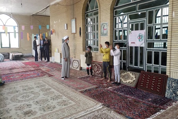 «آرامش بهاری» موجب تبدیل بقاع متبرکه به قطب فرهنگی میشود + عکس «آرامش بهاری» موجب تبدیل بقاع متبرکه به قطب فرهنگی میشود + عکس