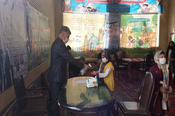 «آرامش بهاری» موجب تبدیل بقاع متبرکه به قطب فرهنگی میشود + عکس «آرامش بهاری» موجب تبدیل بقاع متبرکه به قطب فرهنگی میشود + عکس