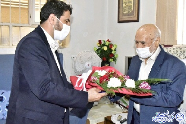 دیدار عیدانه استاندار خراسان&zwnj;جنوبی با خانواده دو شهید