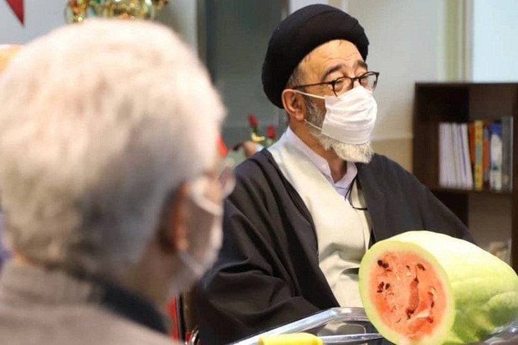 یلدای امام جمعه تبریز با سالمندان