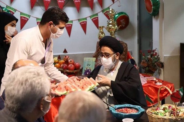 یلدای امام جمعه تبریز با سالمندان