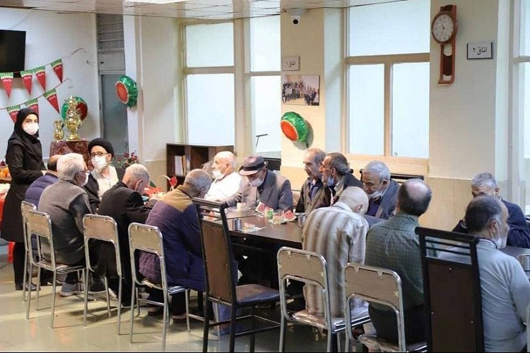 یلدای امام جمعه تبریز با سالمندان