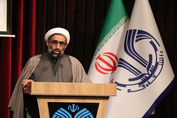 حجت&zwnj;الاسلام والمسلمین رضا نوروزی، رییس نهاد نمایندگی مقام معظم رهبری در دانشگاه قم