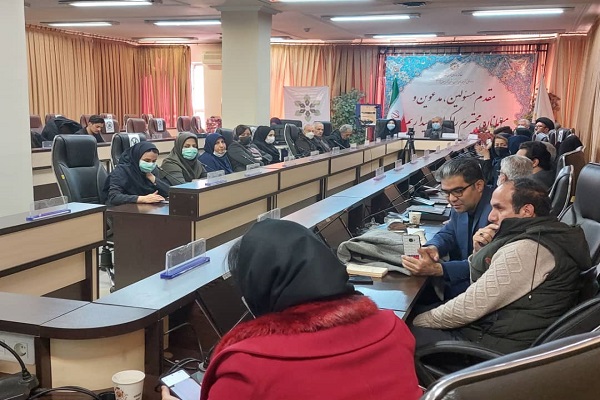 خدیجه معصومی مدیرکل کتابخانه های عمومی آذربایجان غربی