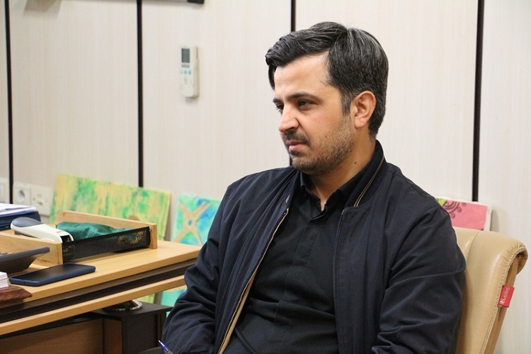 محمد اصغزراده رئیس حوزه هنری استان سمنان توانمندسازی گروههای مردمی؛ مهمترین اولویت حوزه هنری