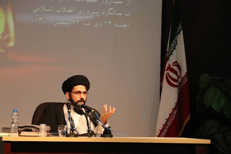 حجت&zwnj;الاسلام امیرحسین احمدنیا، معاون فرهنگی و اجتماعی مرکز رسیدگی به امور مساجد استان&zwnj;های خراسان