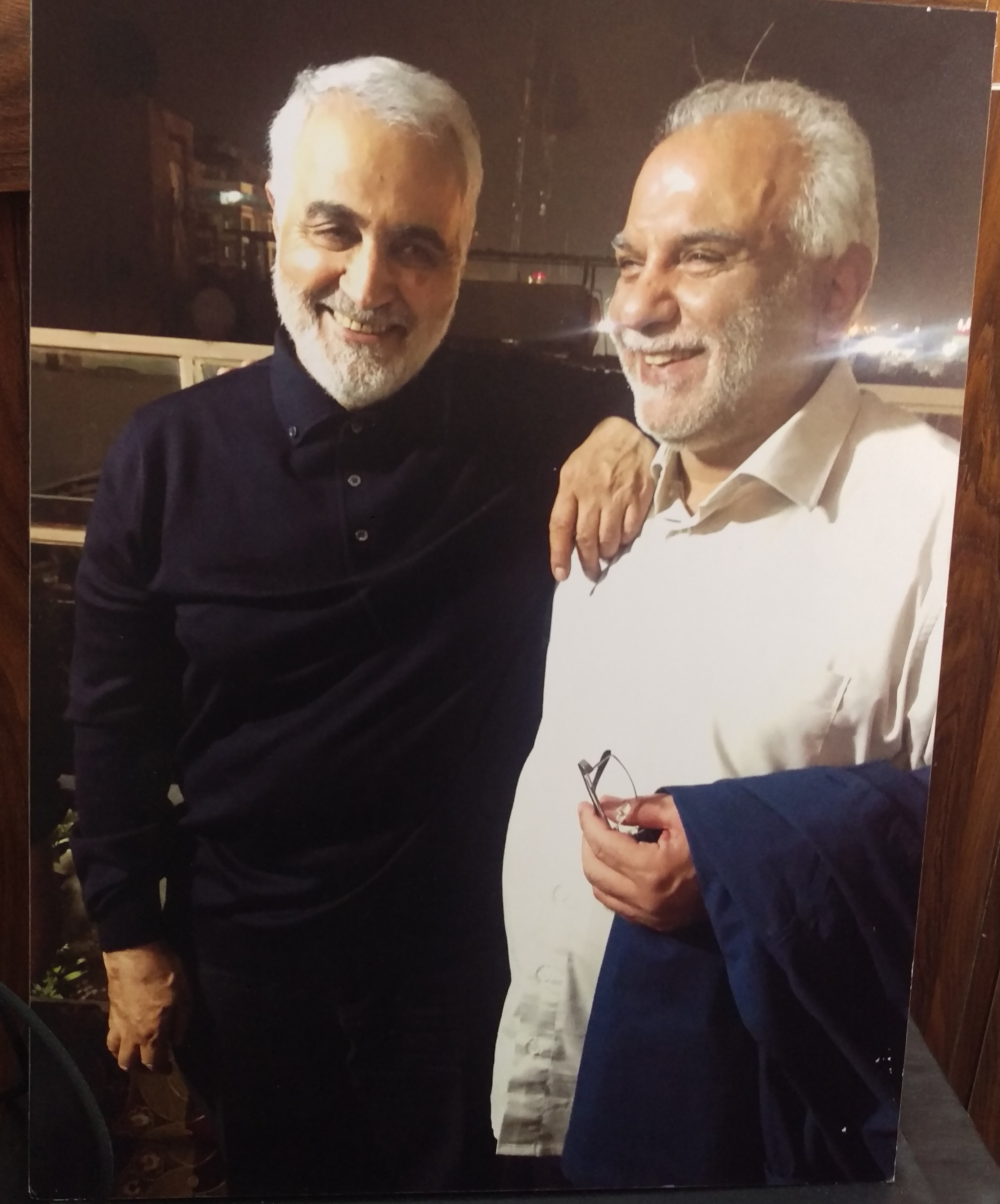 ماجرای یک عکس/ حال سردار لایق بالای سر سردار بی‌سر + صوت