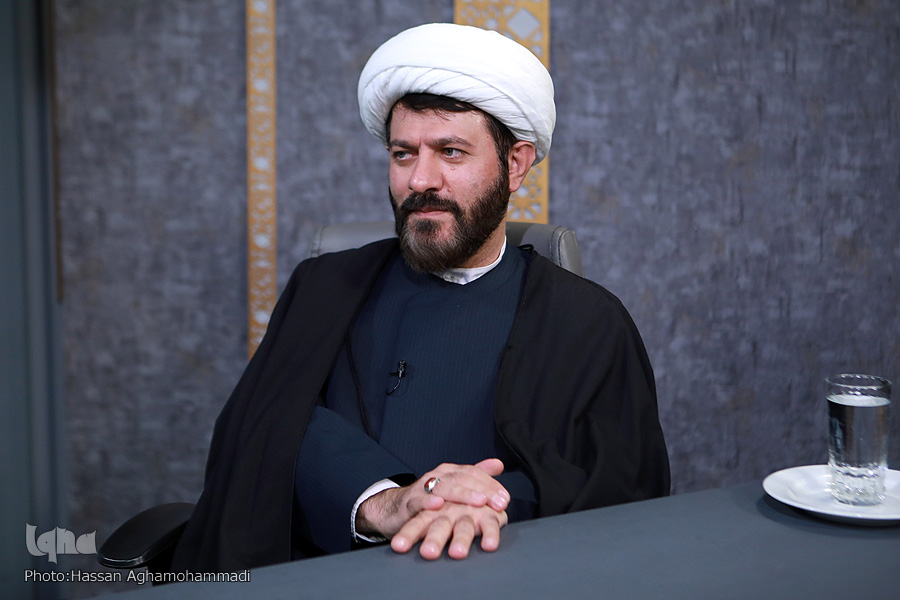 حضور اجتماعی زنان منافاتی با الگوی زندگی فاطمی ندارد + فیلم حضور اجتماعی زنان منافاتی با الگوی زندگی فاطمی ندارد + فیلم
