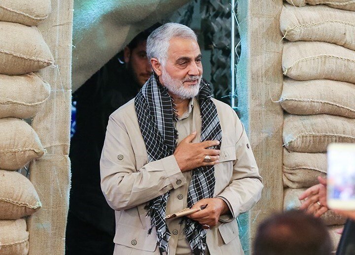 خاطره‌ای ناب از ابتکار سردار سلیمانی برای جذب سربازان به قرآن+ صوت خاطره