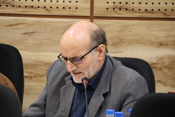 علی اکبر عظیمی رئیس ستاد اقامه نماز استان کردستان
