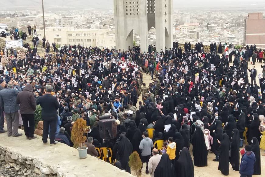 استقبال از خانواده شهید ترابی در اسدآباد استقبال از خانواده شهید ترابی در اسدآباد