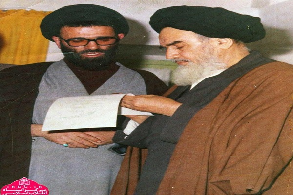 امام خمینی و آیت الله رسولی محلاتی امام خمینی و آیت الله رسولی محلاتی