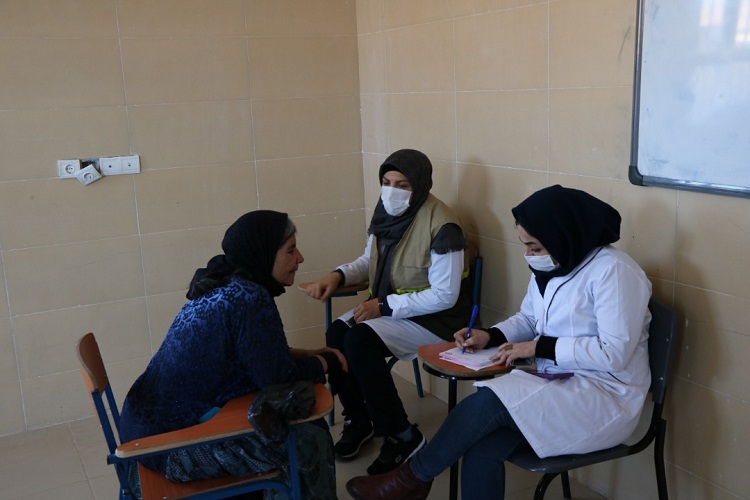 &laquo;سلیمش&laquo;سلیمان خدمت&raquo;، بسیج جامعه پزشکی فارس، روستای رمقانن خدمت&raquo; بسیجیان جامعه پزشکی در روستای رمقان شیراز