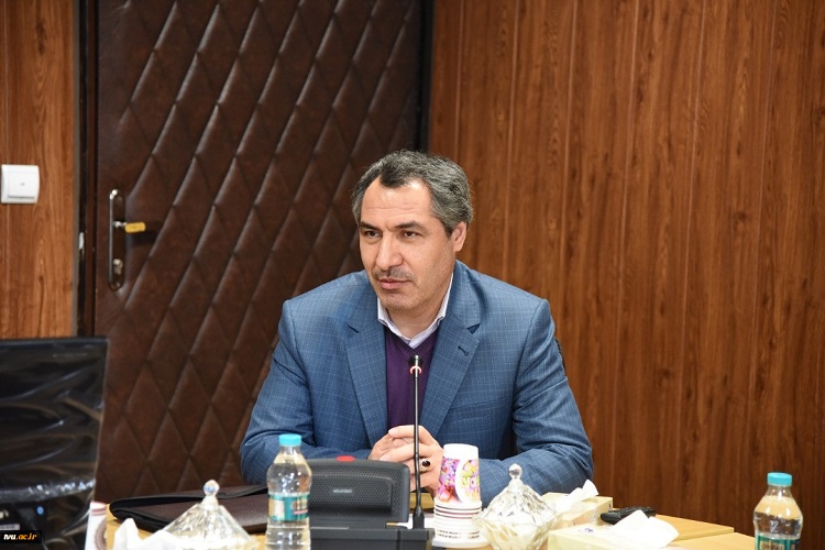 نسل جدید کشور، دل در گرو عشق شهدا دارد