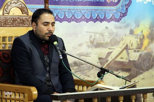 کرسی تلاوت در علی&zwnj;آباد کتول 