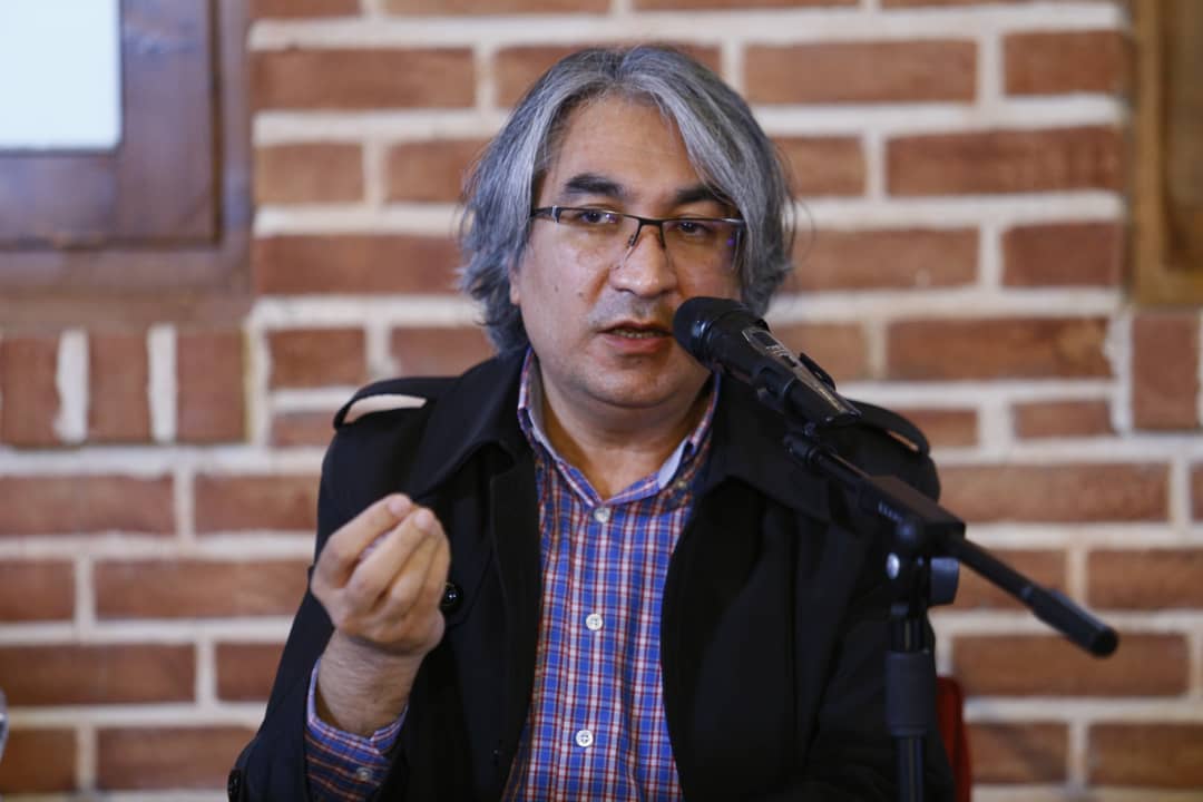 فیلم فجر سیاست ثابت می‌خواهد/ از سیاسی‌کاری پرهیز شود