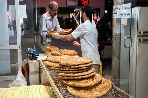 نظارت&zwnj; بر رعایت شیوه&zwnj;&zwnj;نامه&zwnj;های بهداشتی توسط نانواها افزایش یابد