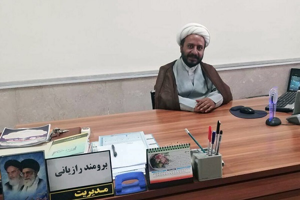 حجت الاسلام برومند رازیانی رئیس اداره تبلیغات اسلام سقز