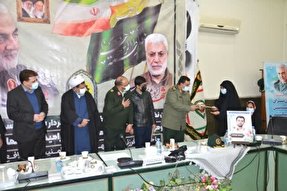 تجلیل از خانواده شهدای انتظامی کرمان انجام شد