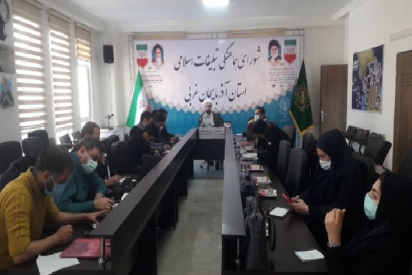 حجت الاسلام ناصر آقایی رئیس ستاد دهه فجر آذربایجان غربی