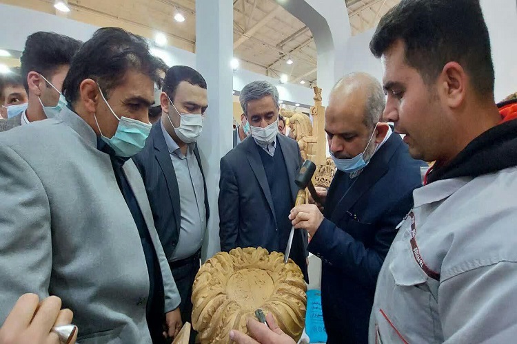 بازدید وزیر کشور غرفه ملایر نمایشگاه بین&zwnj;المللی گردشگری تهران
