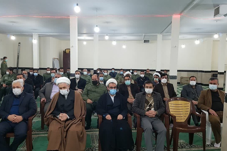 نواخته شدن زنگ انقلاب در مدارس تویسرکان