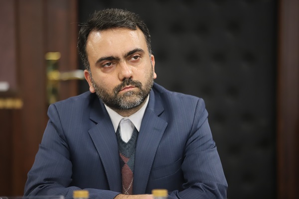صالح احمدی، مدیرکل فرهنگی ـ هنری دبیرخانه شورای عالی مناطق آزاد کشور 